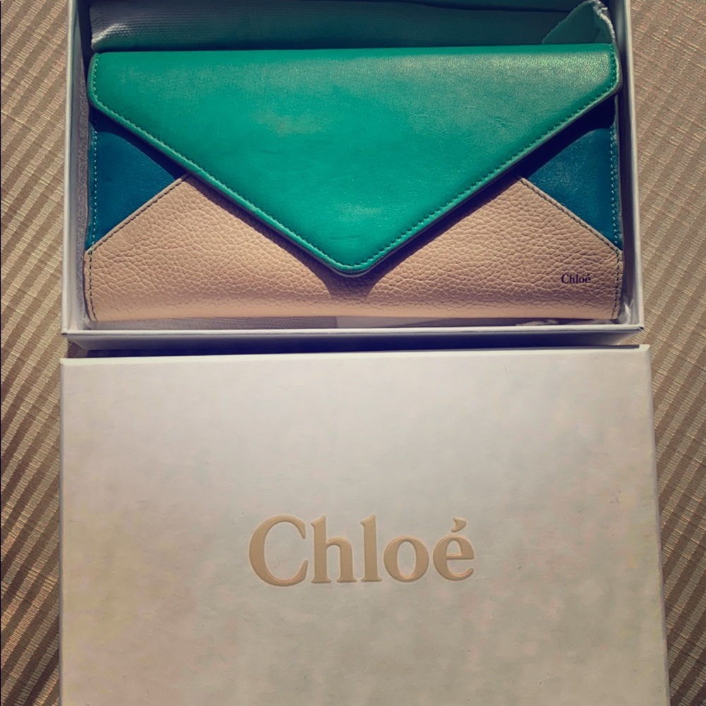 Chloe Jade, Green Wallet